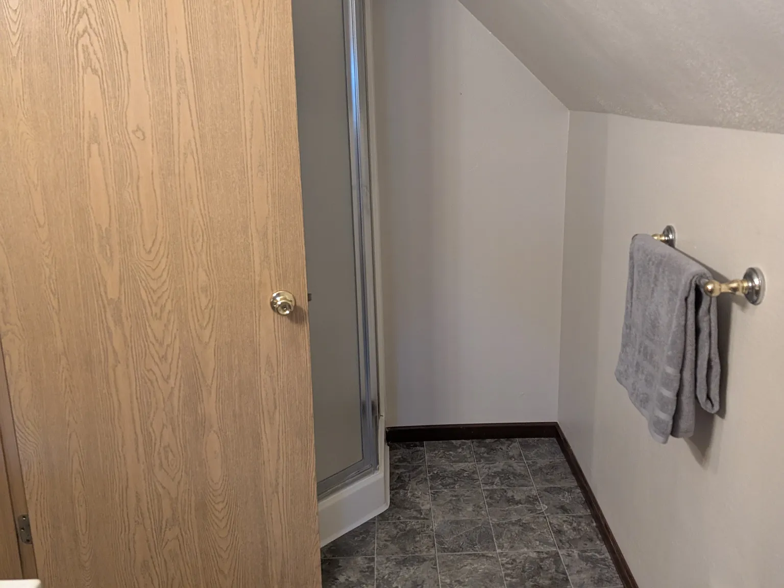 1 bed, 800 sqft, $1,350 — Photo 2
