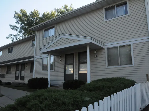 1803 Calvin Ct, Iowa City, IA 52246