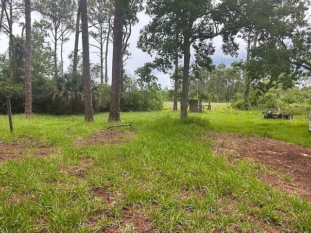 2nd image of 1133 Kerri Lynn Rd