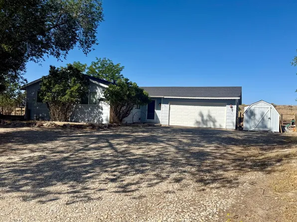 521 Balsam Dr, Spring Creek, NV 89815