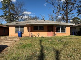 915 Pine Tree Dr, Shreveport, LA 71106