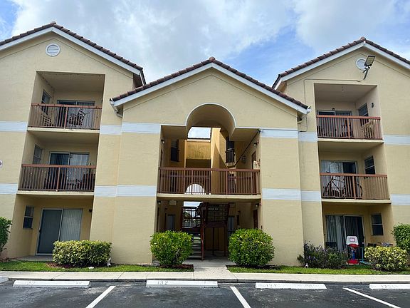 2nd image of 7610 Westwood Dr APT 118