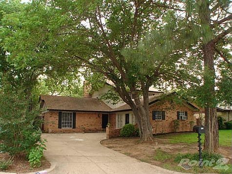 1st image of 2910 Ashbury Dr