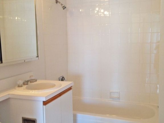 3rd image of 200 E 87th St APT 21D