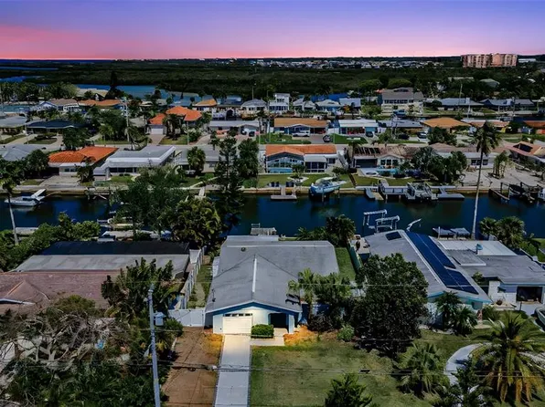 3931 Headsail Dr, New Port Richey, FL 34652