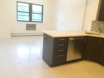 Rented by NY Space Finders Inc.