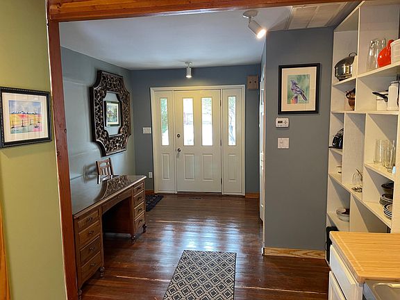 3rd image of 2517 Downer Ln #2