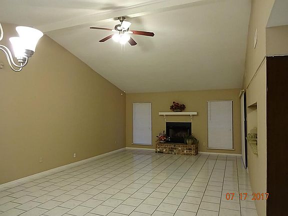 5th image of 16718 Running Quail Ct