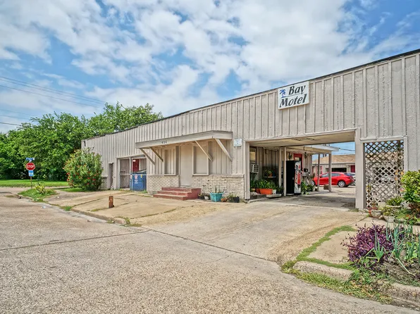 626 2nd Ave N, Texas City, TX 77590