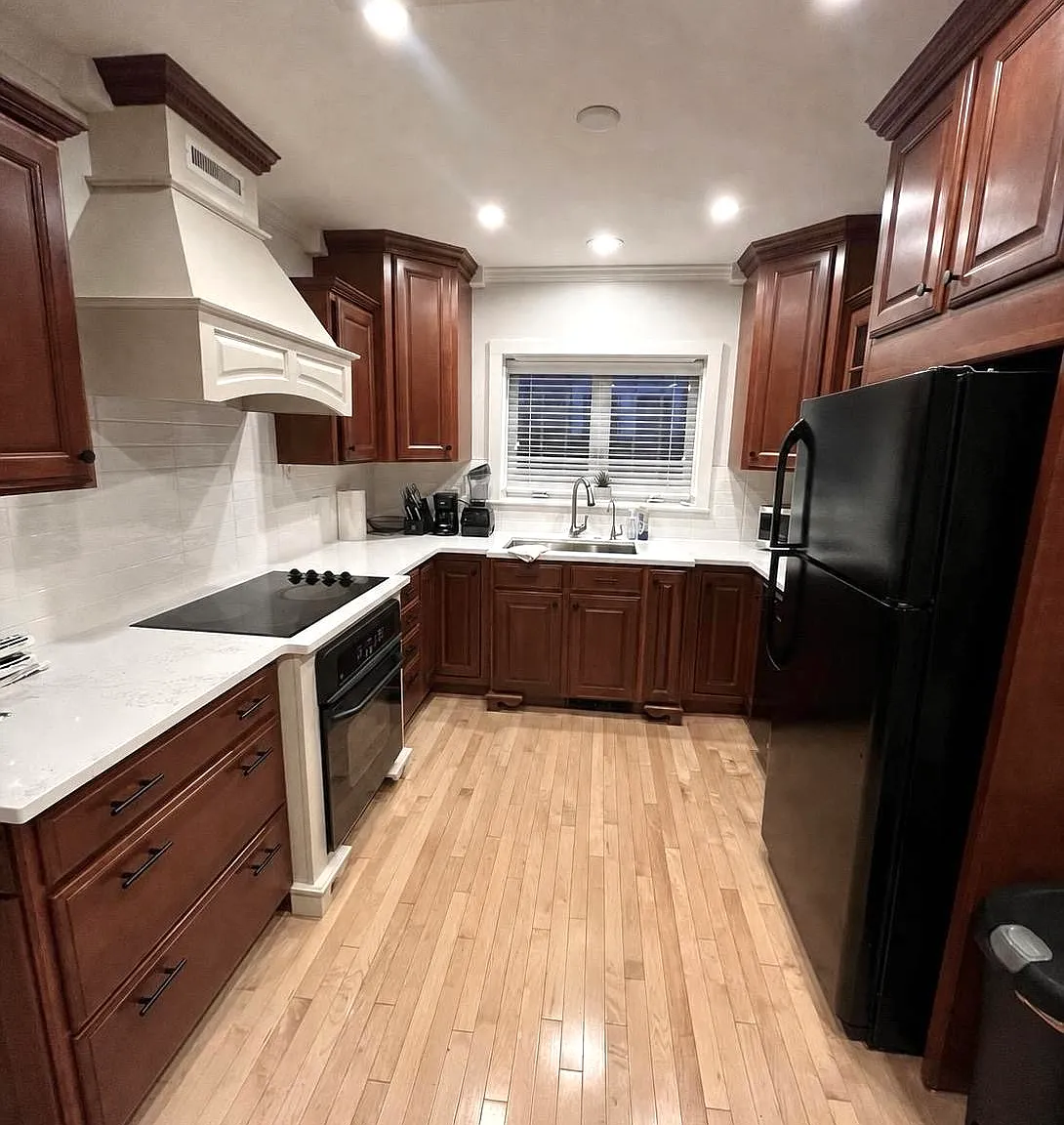 3 bed, 1.5 bath, 1579 sqft, $2,700 — Photo 4