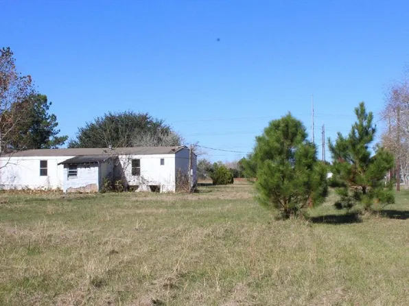 729 County Road 6053, Dayton, TX 77535