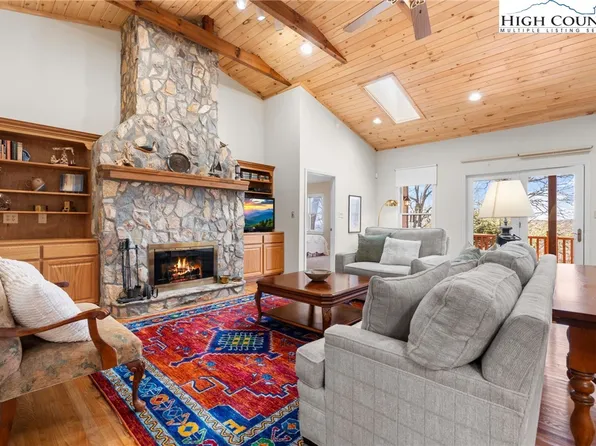 114 Little Sugar Lane, Sugar Mountain, NC 28604