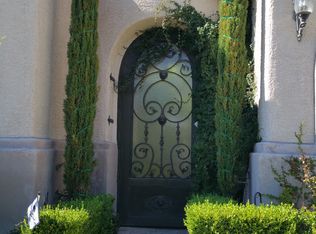 7229 Barton Creek Ct, Las Vegas, NV 89113