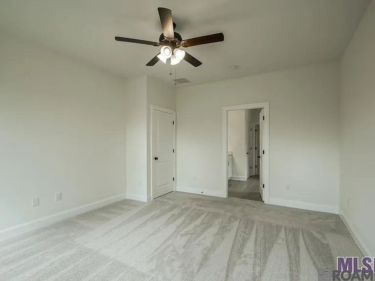 10904 Maitland Ave — Photo 7