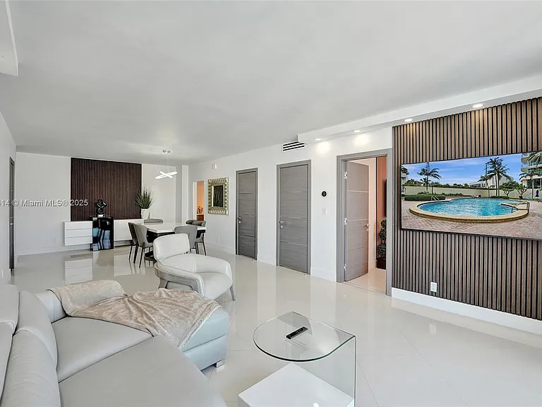 4001 S Ocean Dr #16P — Photo 32