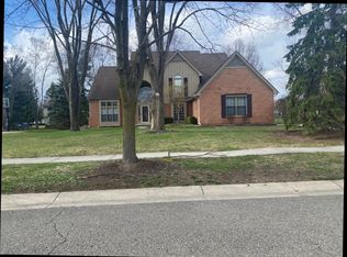 7160 Ilanaway Dr, West Bloomfield, MI