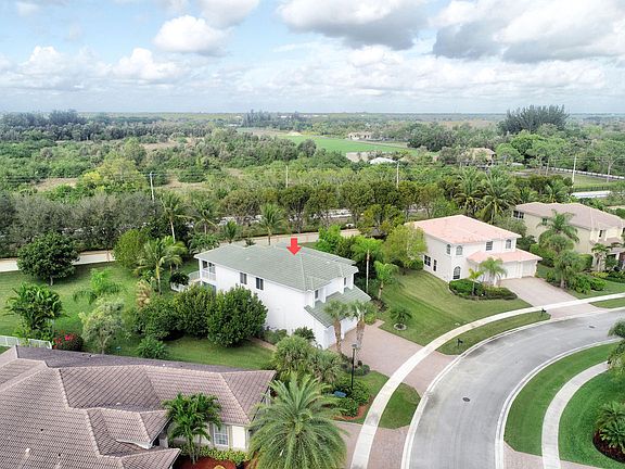 4th image of 4656 Windward Cove Ln