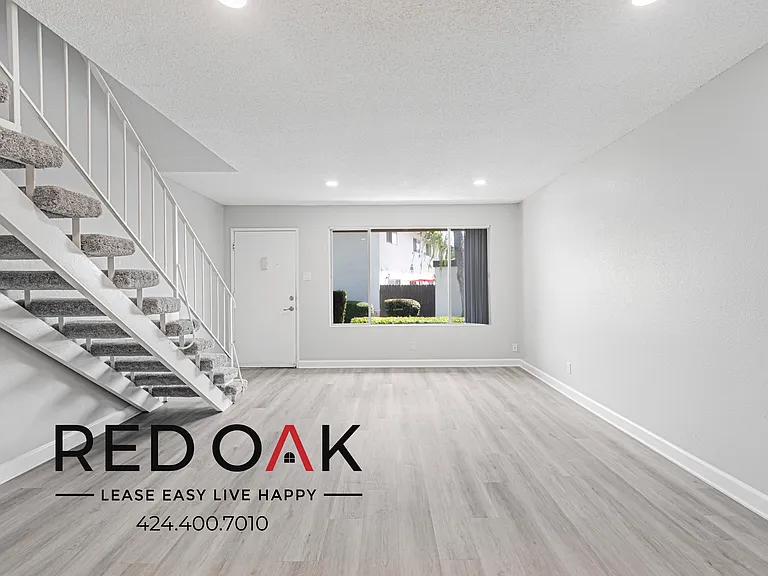 151 Drake St #23B — Photo 8