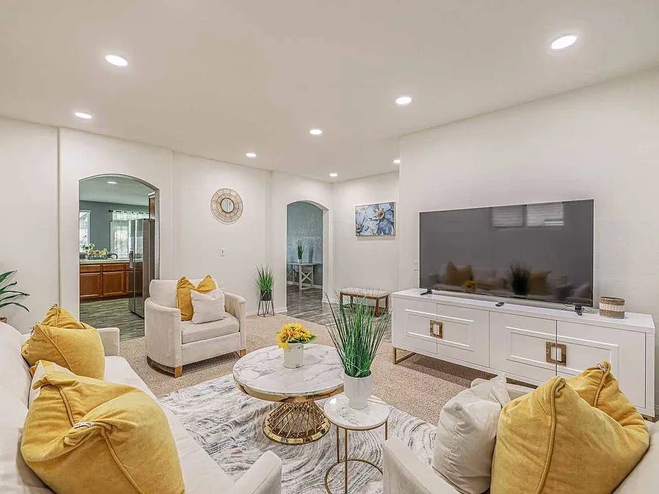 37058 Alton Dr