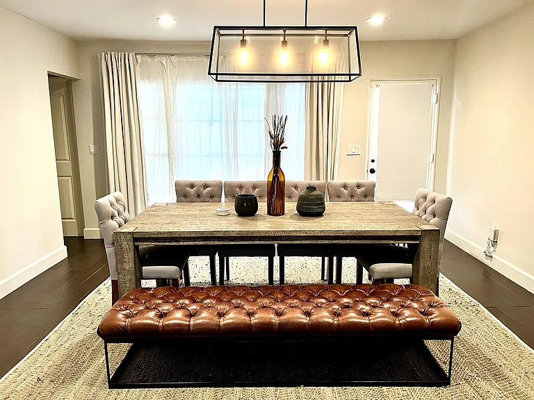 La Serna Dr — Photo 4