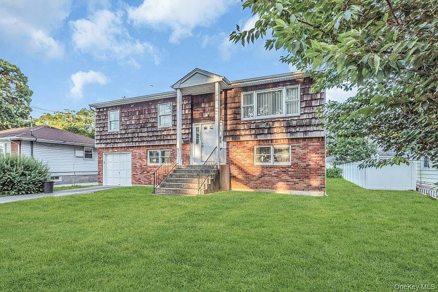 1st image of 1085 Hempstead Avenue