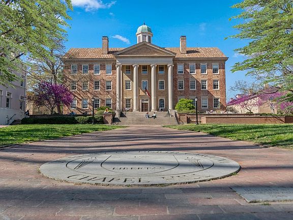 11-minute drive to The University of North Carolina at Chapel Hill