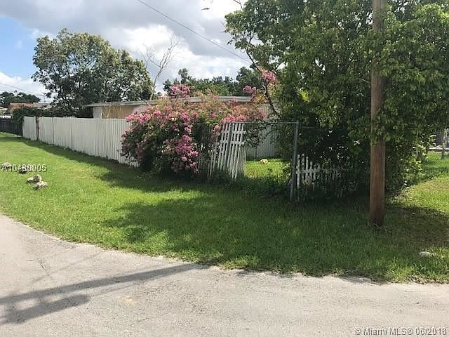 2nd image of 6500 SW 29th St