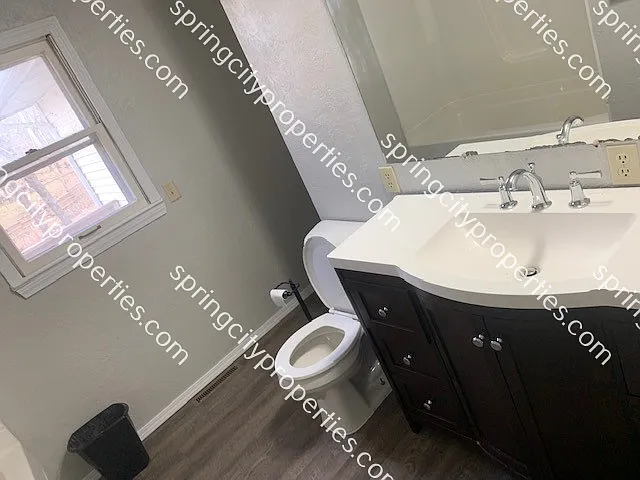 505 W Carman Rd — Photo 11