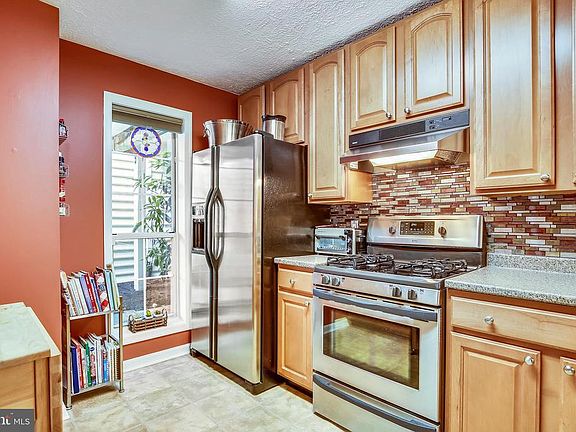 2nd image of 7708 Willow Point Dr #7708