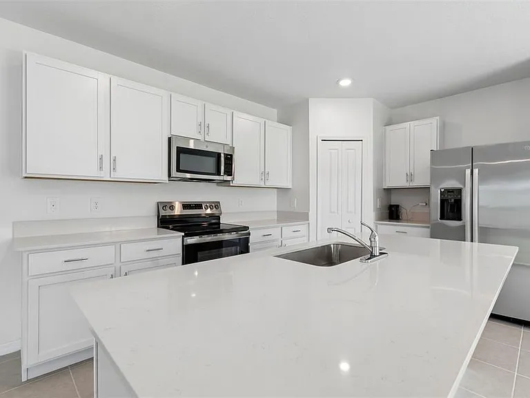 7847 Abagail Dr — Photo 6