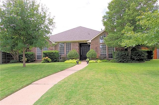 1st image of 225 Penuel Dr