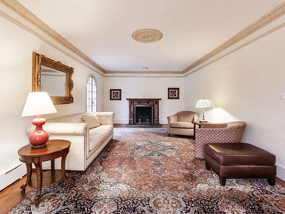 4th image of 710 S Washington Ave