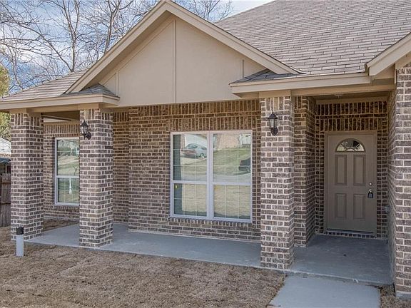 2nd image of 1211 Mirike Dr