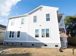 195 Romney St #D, Charleston, SC 29403