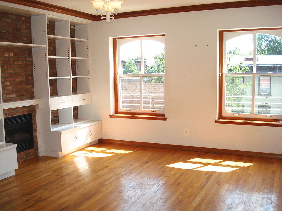1st image of 434 Waverly Ave #3