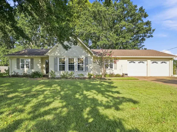 11713 Arlington Ave, Northport, AL 35475