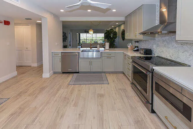 275 Palm Ave #C406 — Photo 8