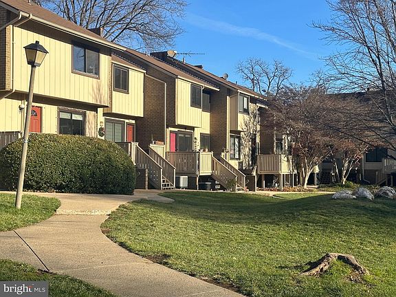4th image of 2621 Glengyle Dr #95