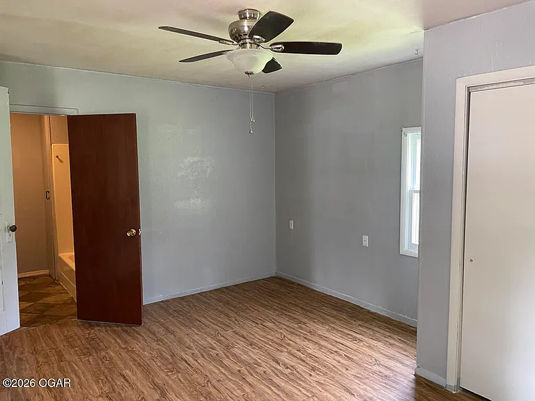 1417 Crow St — Photo 26