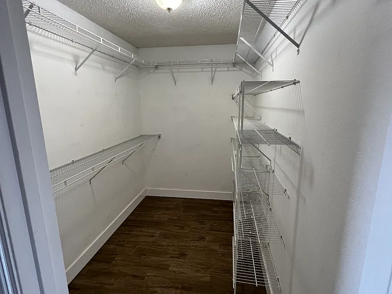 1330 Ravida Woods Dr — Photo 20