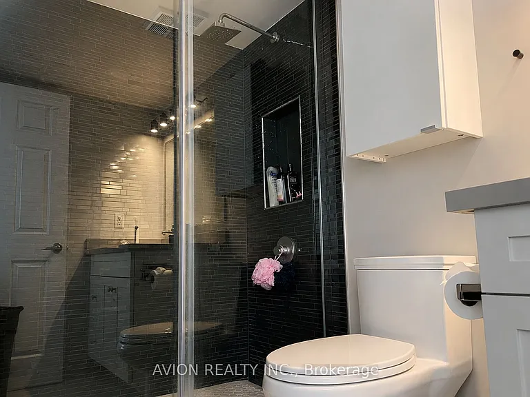 230 Queens Quay W #1526 — Photo 10
