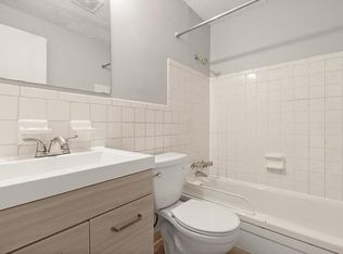 925 Mayfield Pl APT 202, Bexley, OH 43209