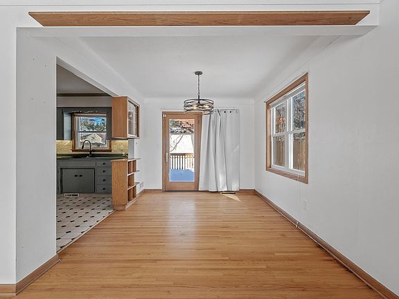 2nd image of 465 Nebraska Ave E #465