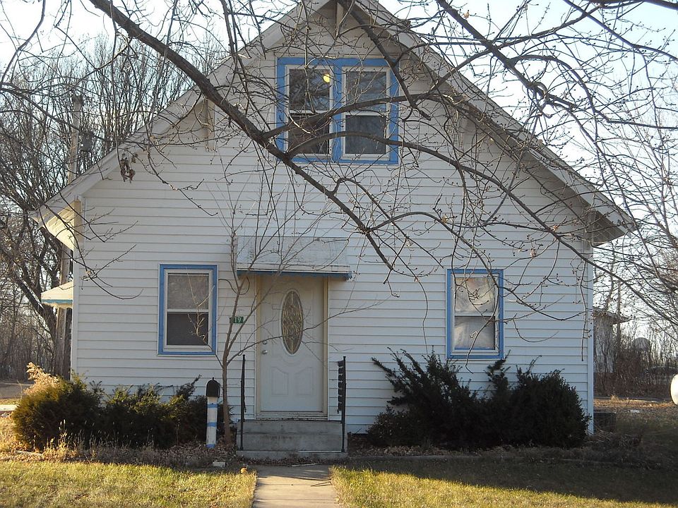 1st image of 119 N Walnut St