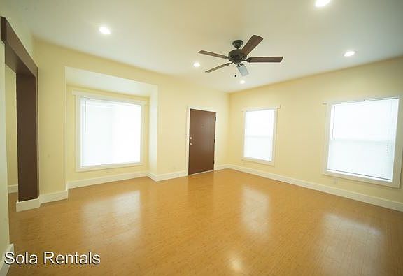 3rd image of 1301 E 108th St APT 4