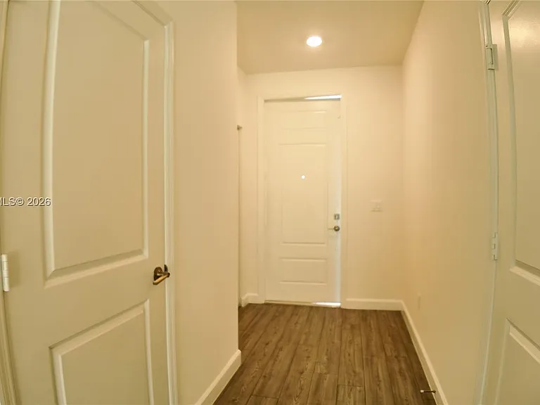 4612 Hollister Ave — Photo 28