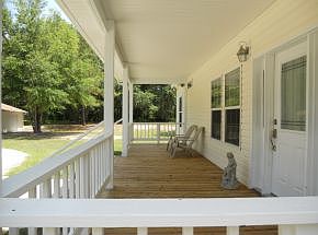 3rd image of 3361 NE 167th Ct