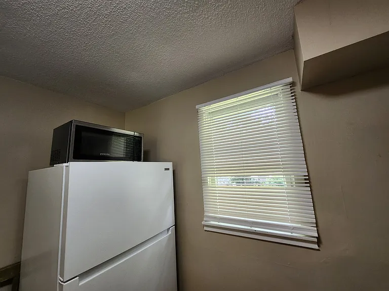7551 Lynn Ave — Photo 18