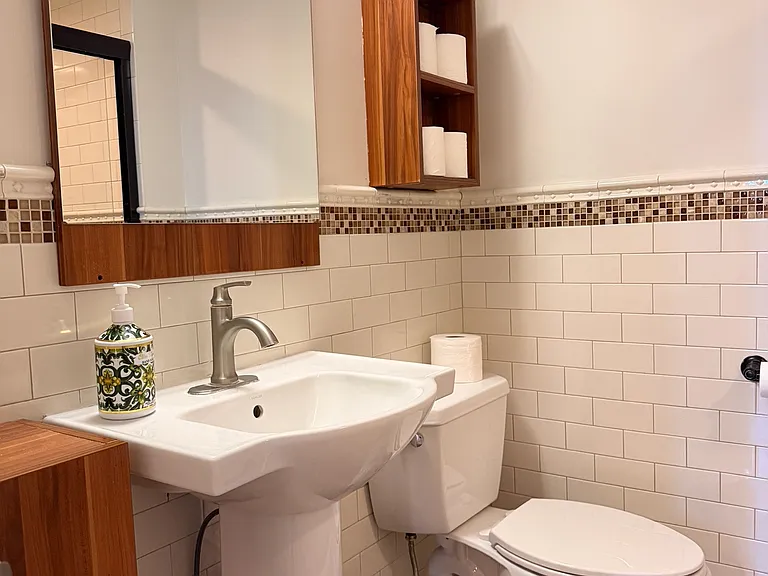 40 Rumson Rd — Photo 26