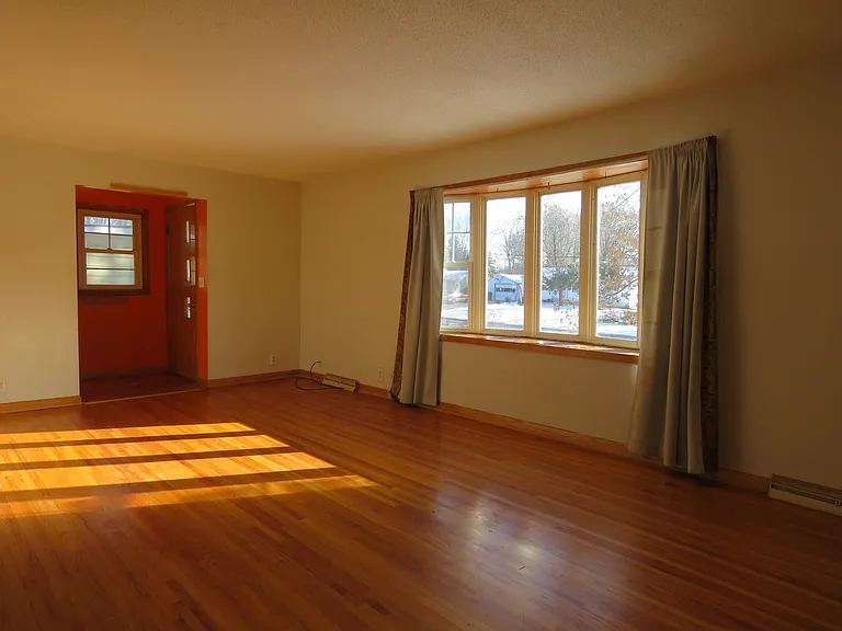 1831 Andover Blvd NW — Photo 2